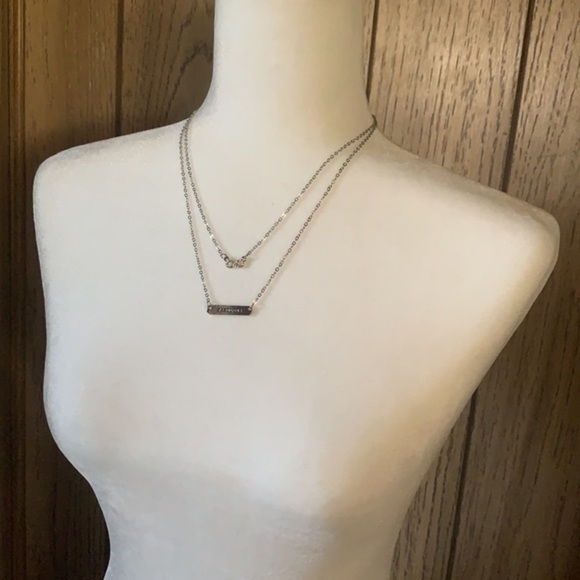 Icing, Neclace - Picture 5 of 8